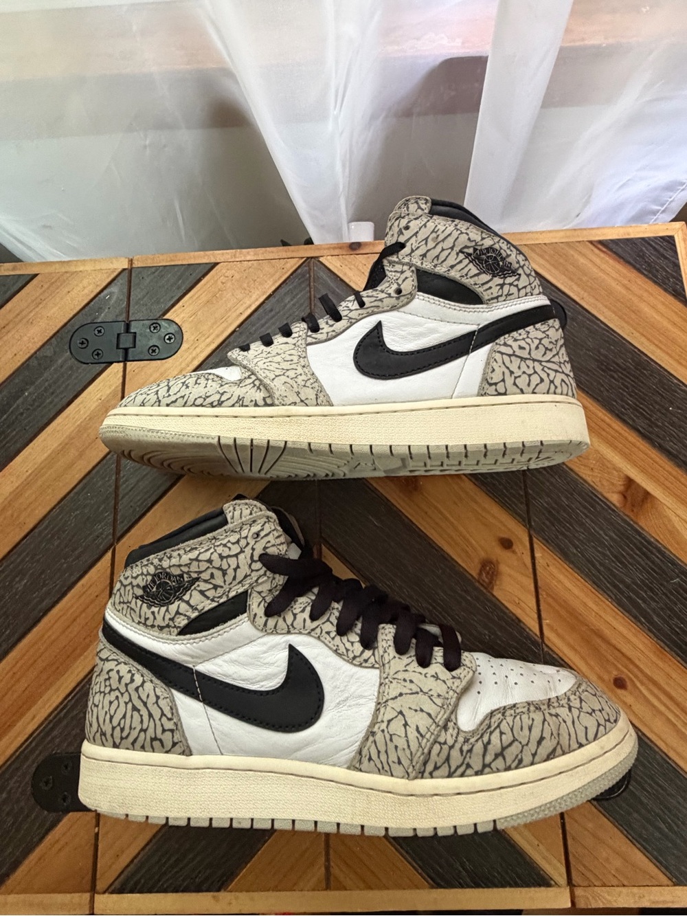 Nike Air Jordan 1 Mid Elephant Print - White, Black, Grey